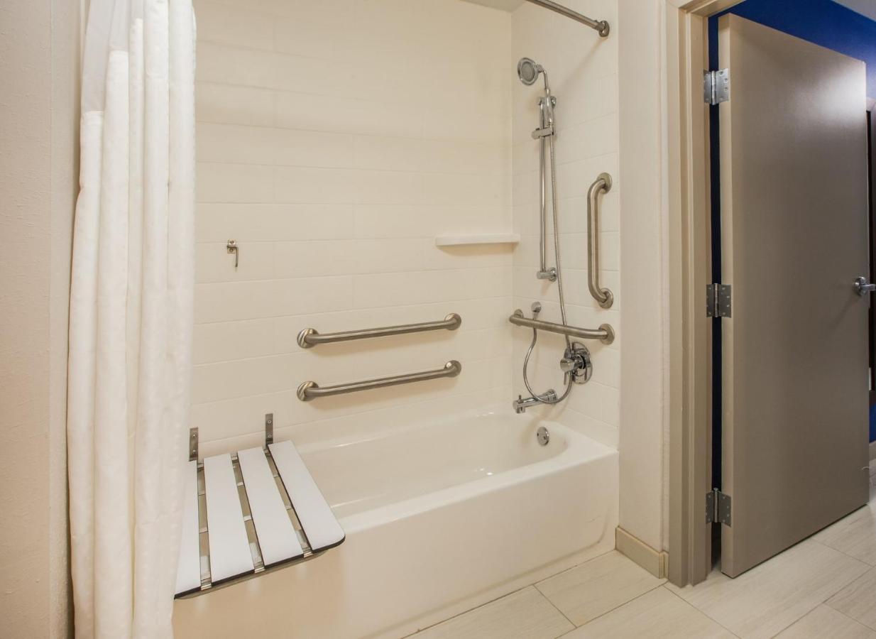 Holiday Inn Express & Suites - Austin - Manor By Ihg Eksteriør bilde